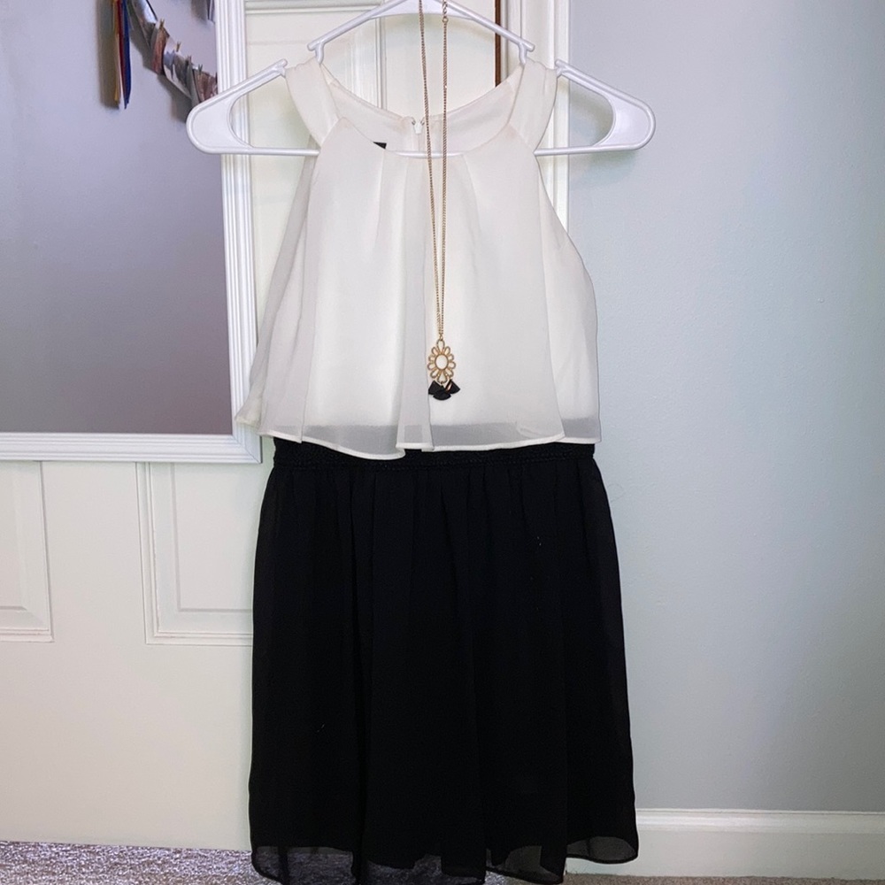 Girls dress